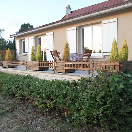 La Maison Et Son Jardin Sur Le Canal De Bourgogne Ravieres Dış mekan fotoğraf